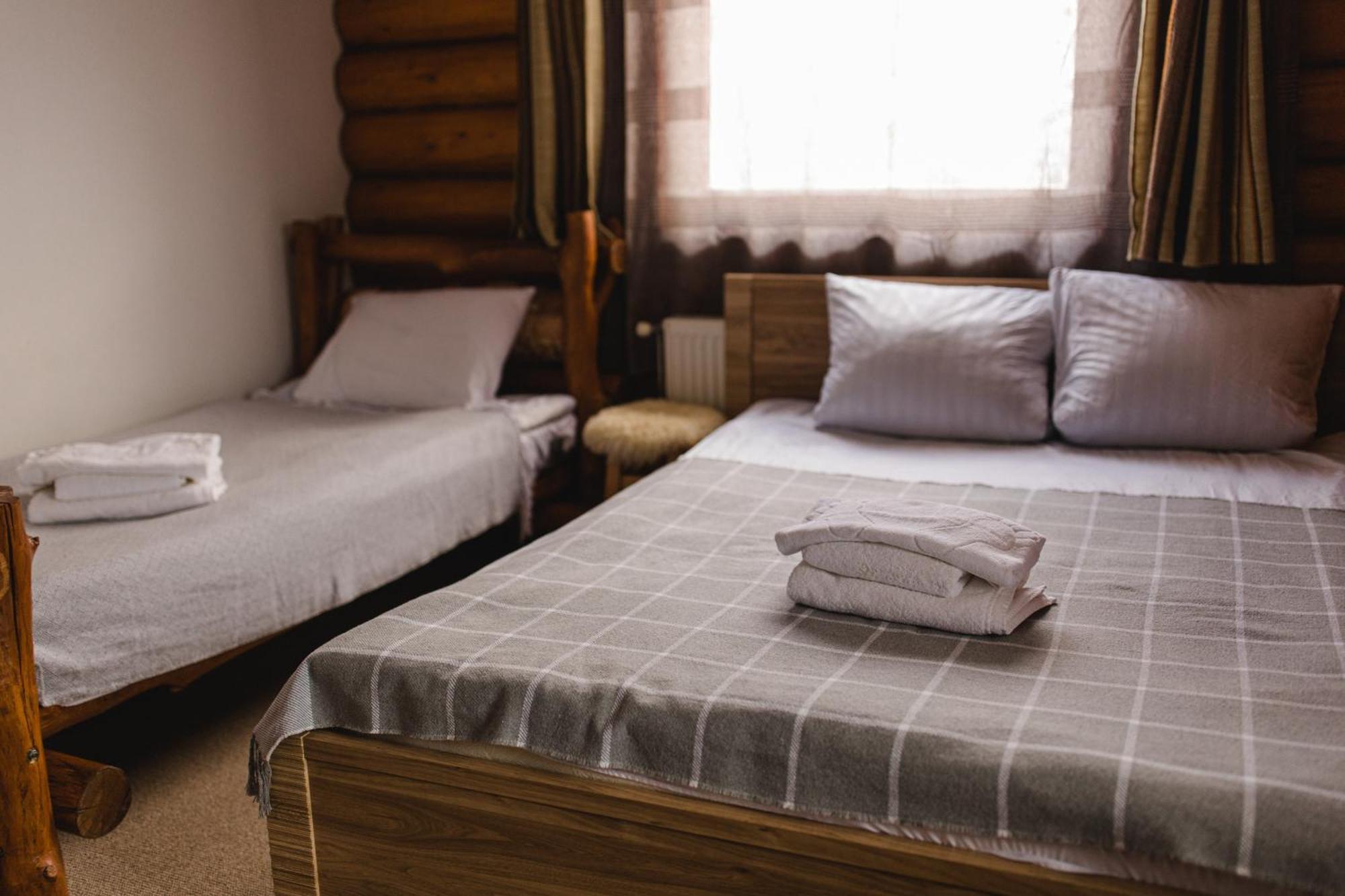 Kolyba Opryshkiv Hotel Nizhneye Selishche Room photo
